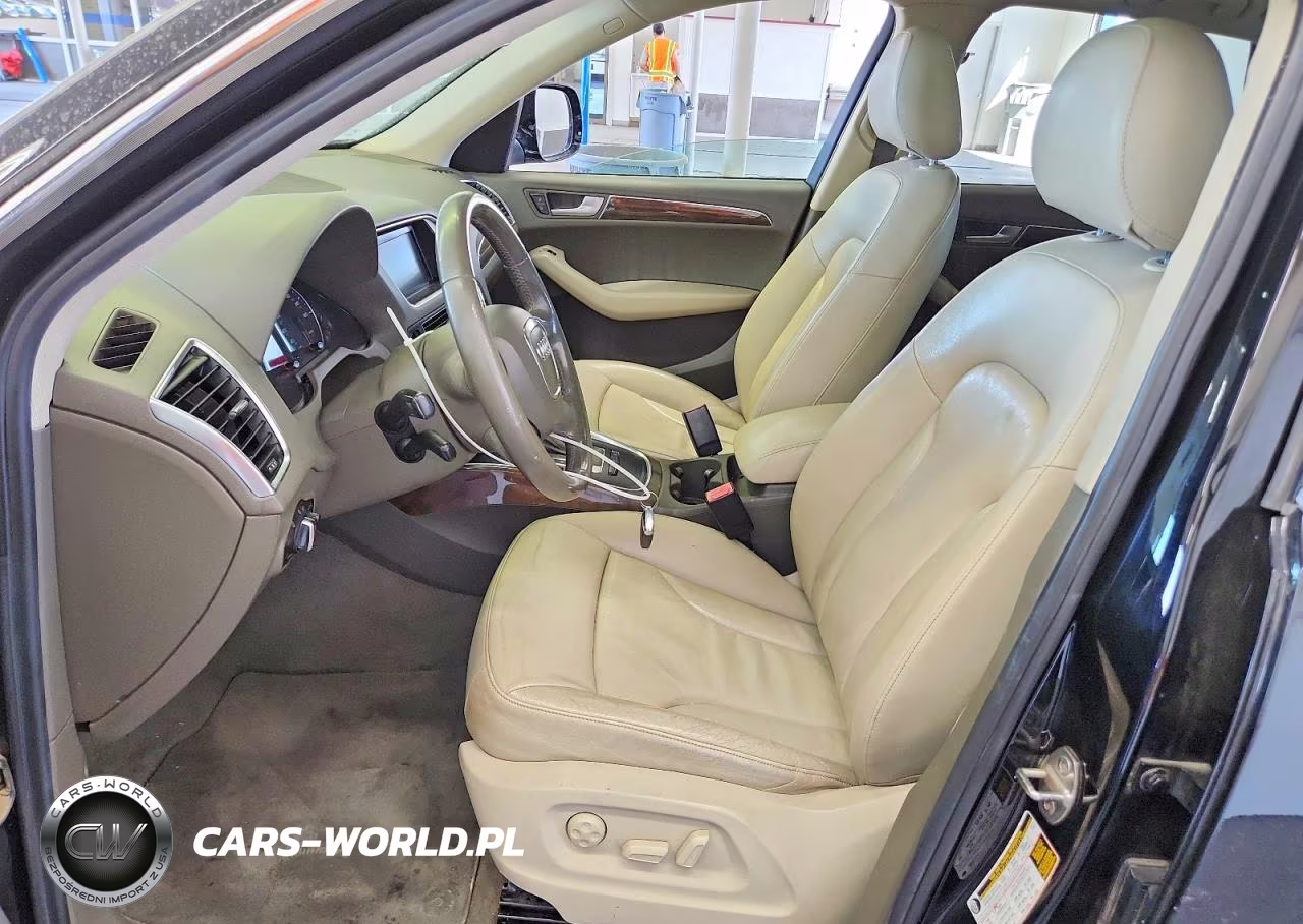 2010 Audi Q5 Premium VIN:WA1CKAFP9AA071446 - 7