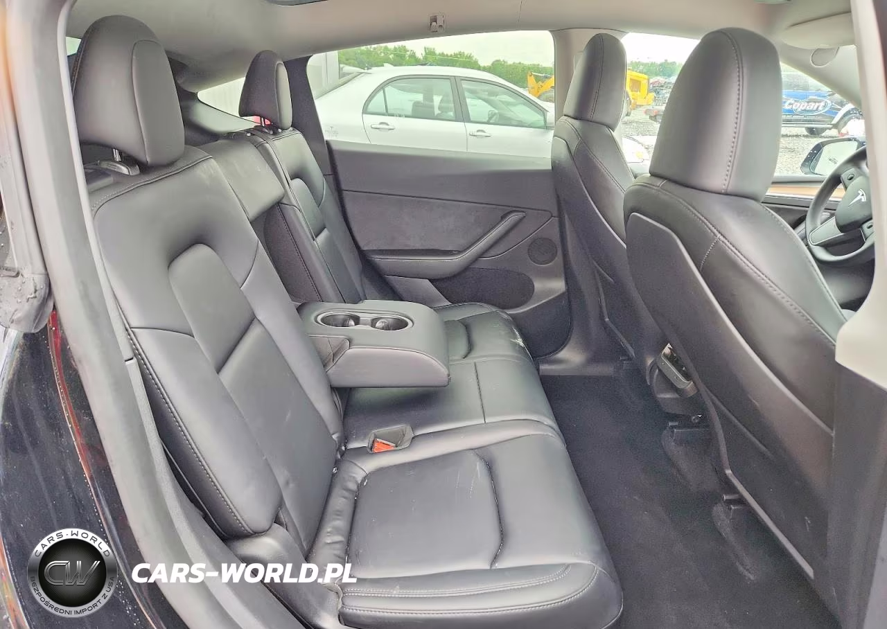 2023 Tesla Model Y VIN:7SAYGAEE2PF752421 - 11