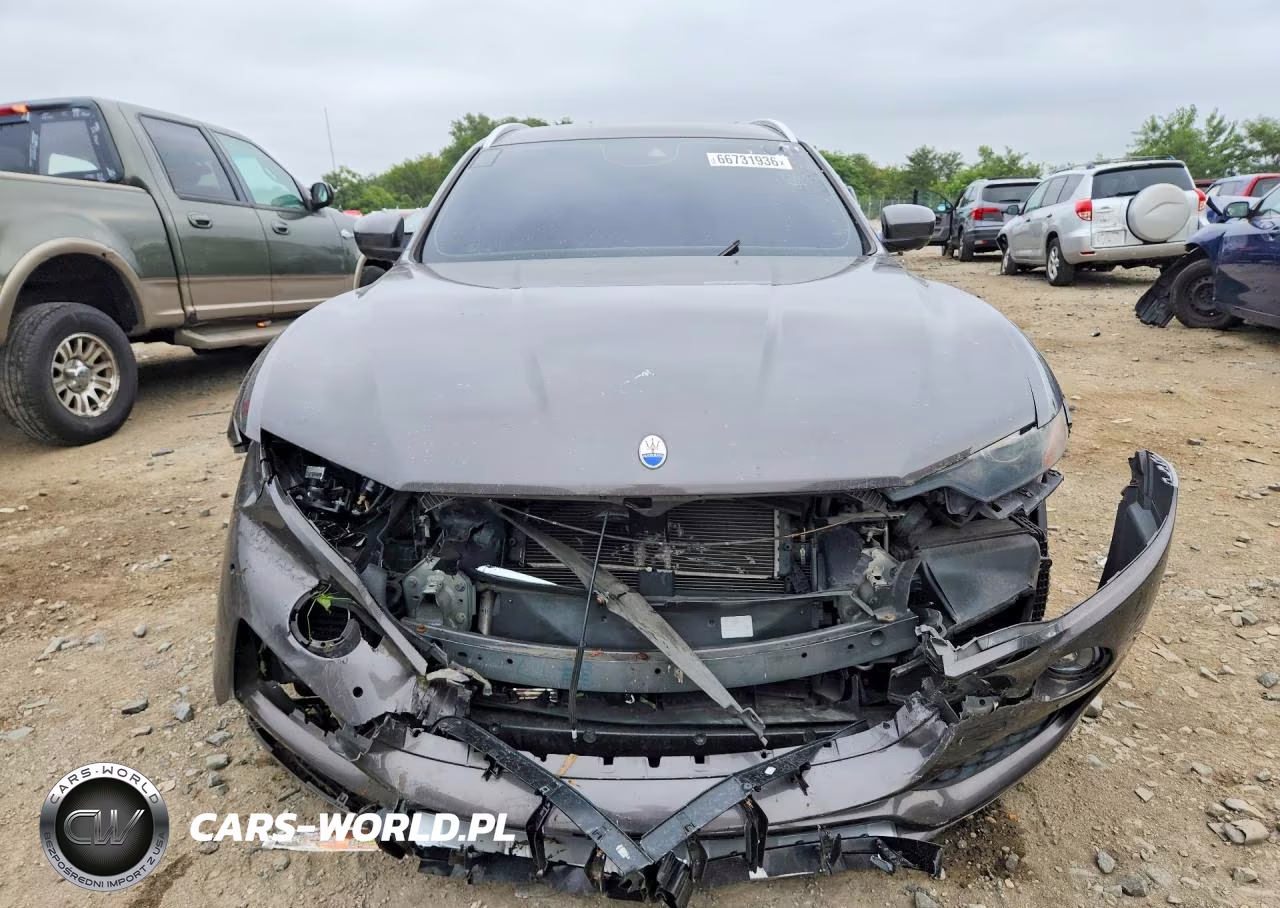 2018 Maserati Levante S Luxury VIN:ZN661YUL5JX306791 - 5