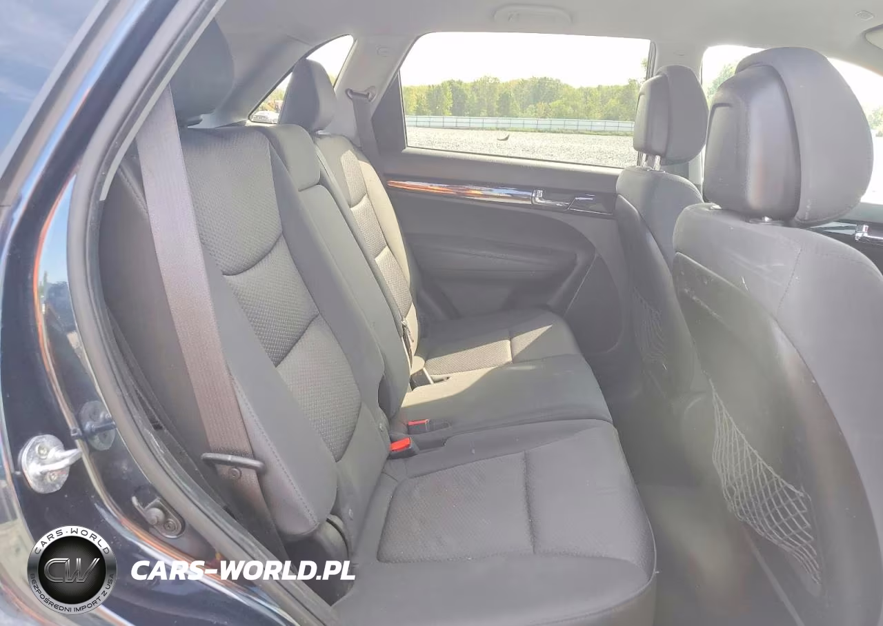 2012 Kia Sorento Lx VIN:5XYKT3A60CG236103 - 11