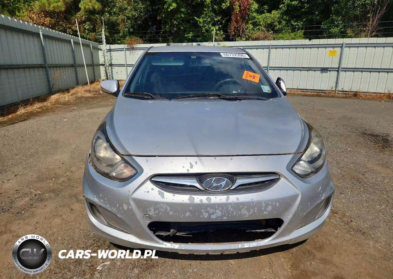 2013 Hyundai Accent Gls VIN:KMHCU4AE7DU462928 - 5