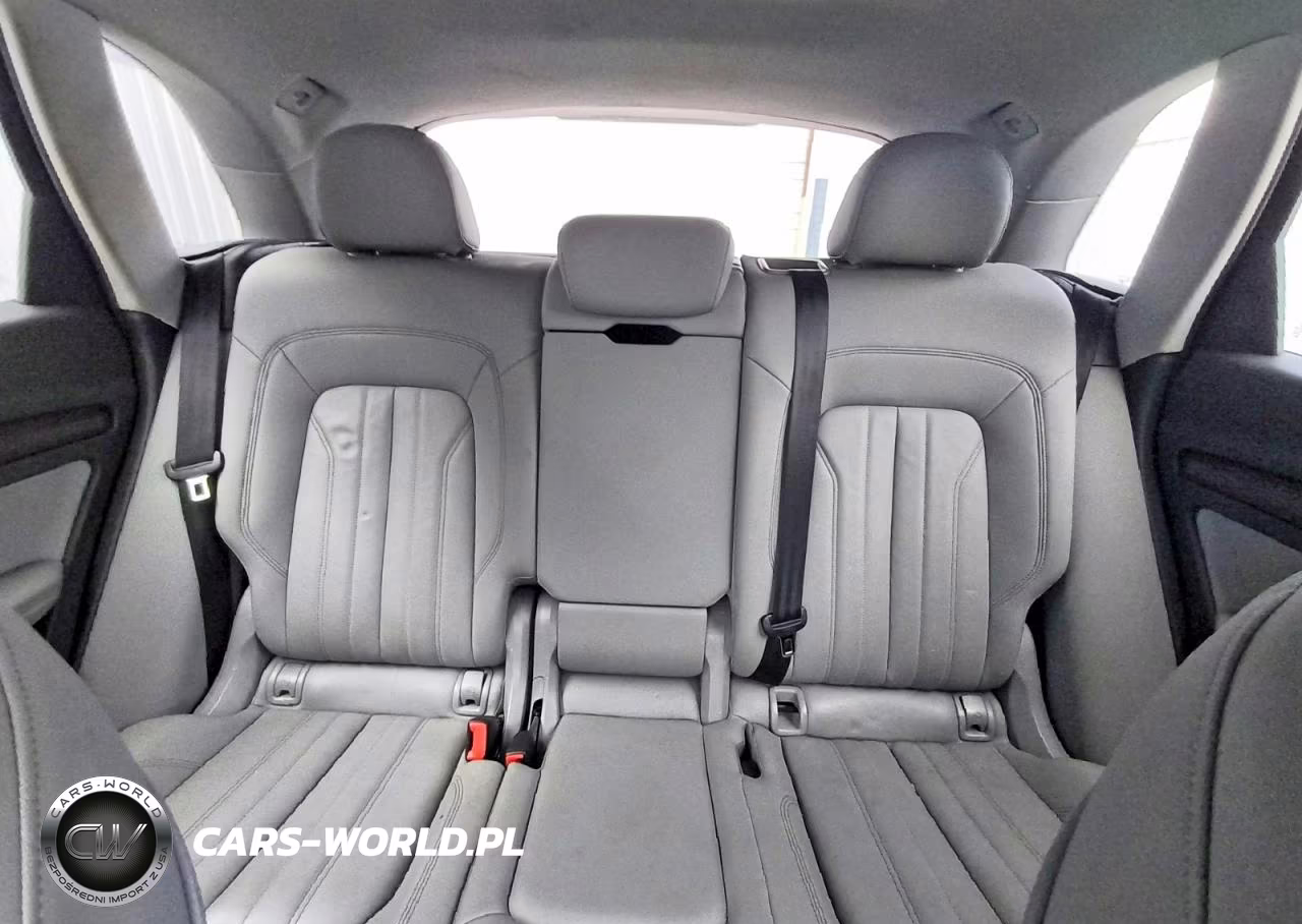 2021 Audi Q5 Premium Plus VIN:WA1BAAFY4M2073594 - 10