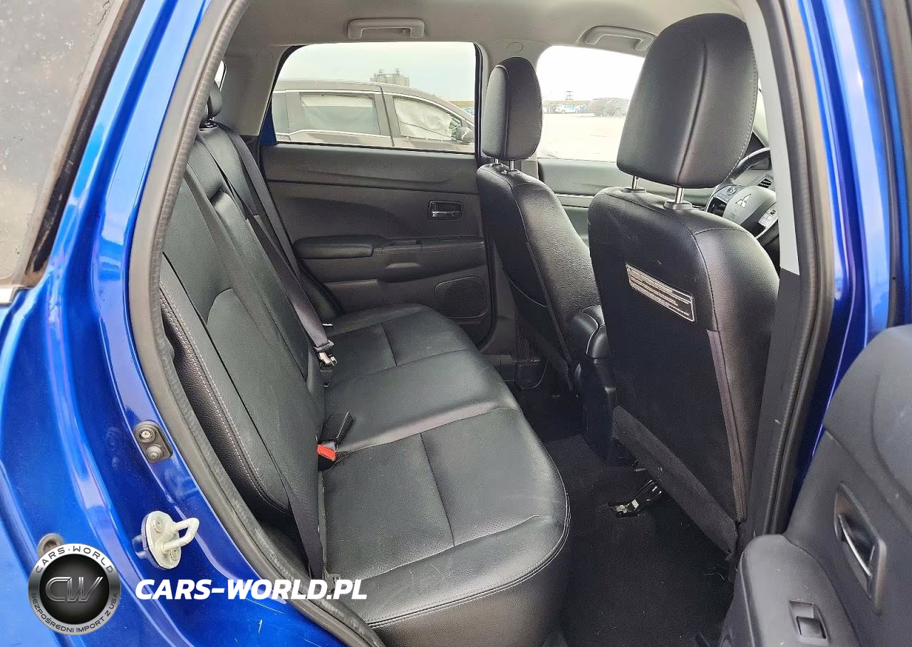 2017 Mitsubishi Outlander Sport Sel VIN:JA4AP4AW7HZ045206 - 11