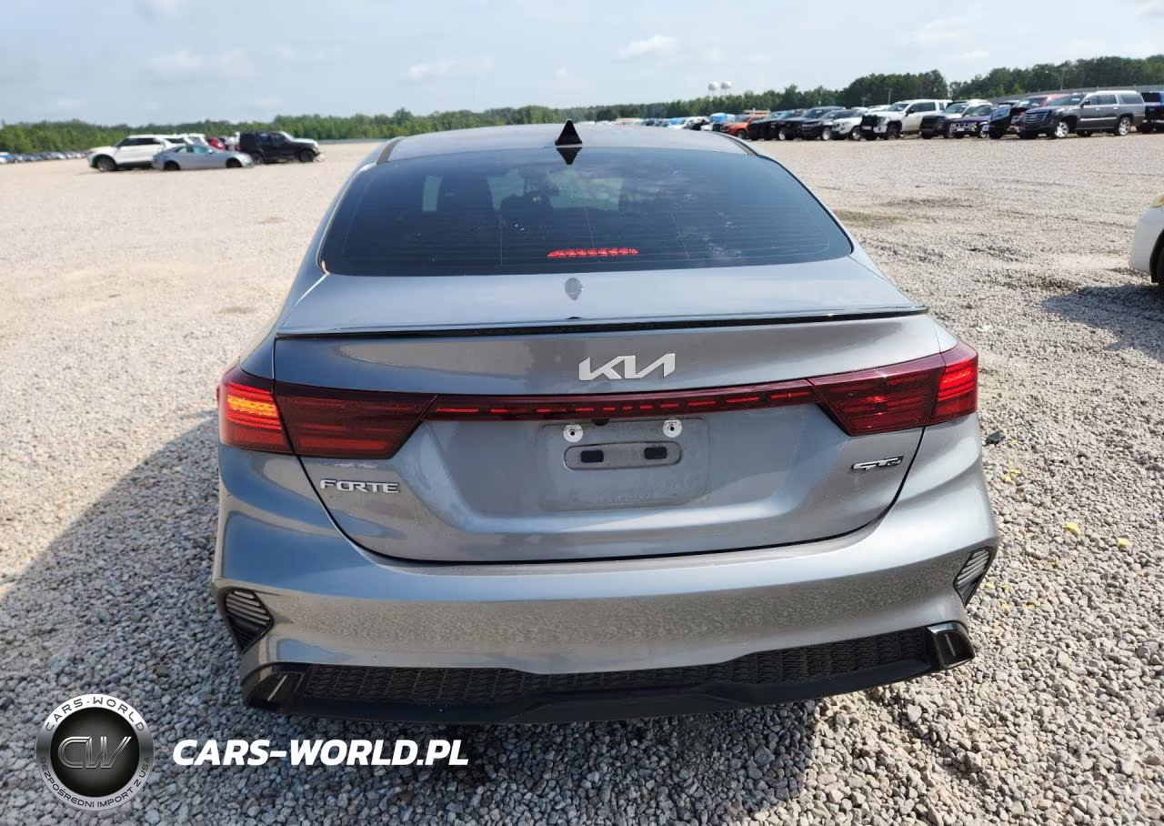 2023 Kia Forte Gt Line VIN:3KPF54AD1PE643365 - 6