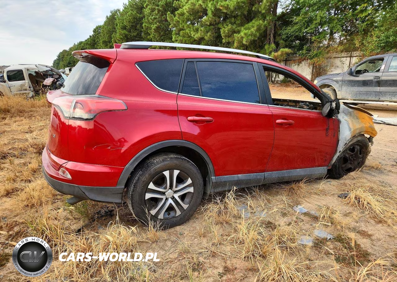 2017 Toyota Rav4 Le VIN:2T3ZFREV7HW354698 - 3