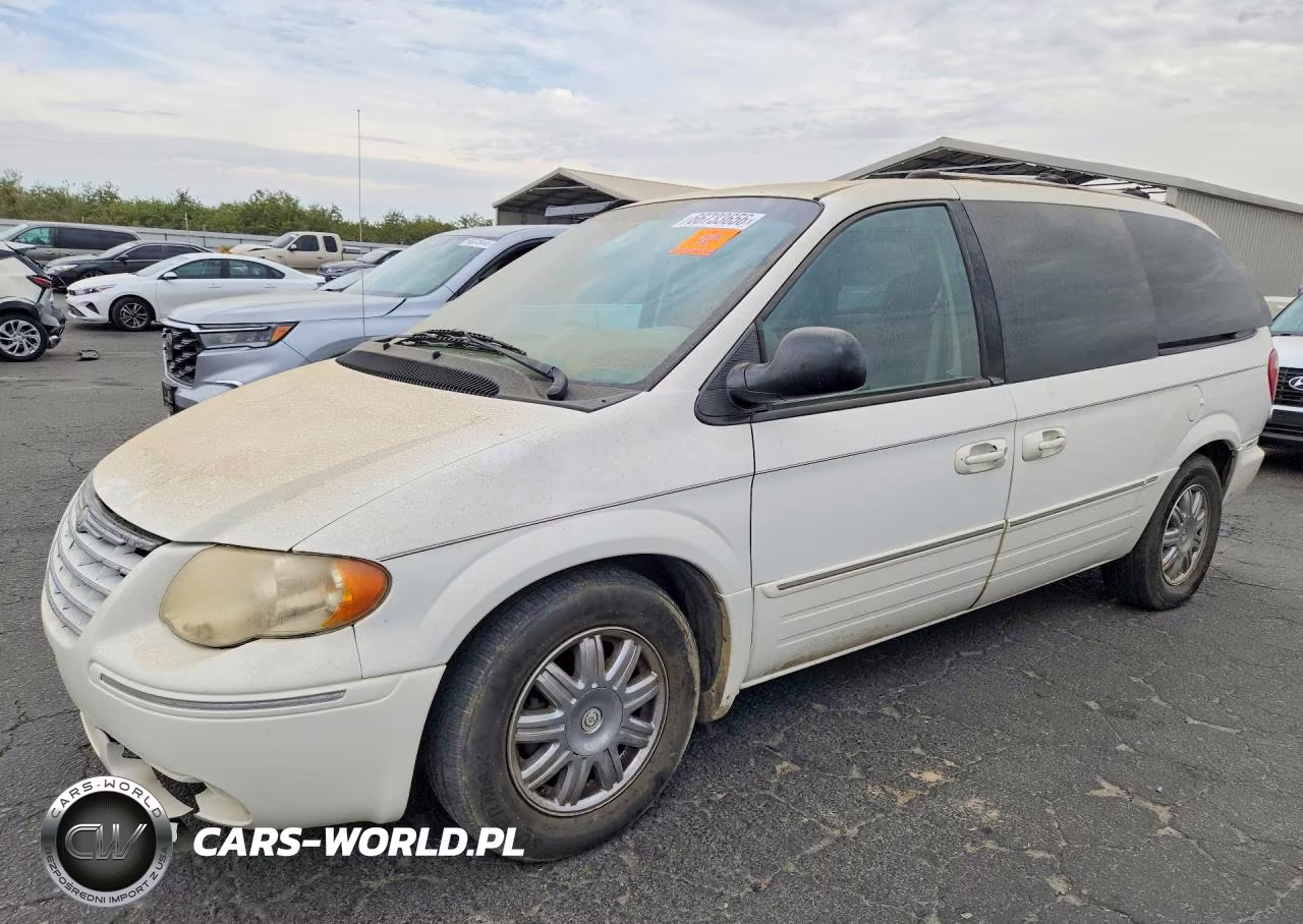 2005 Chrysler Town & Country Limited VIN:2C8GP64L85R457345 - 1