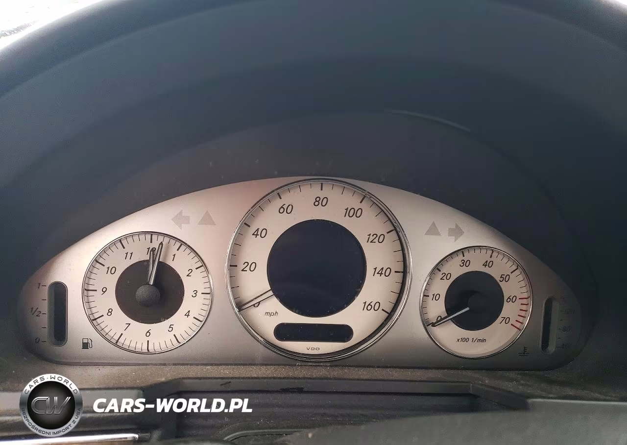 2004 Mercedes-Benz E 500 4Matic VIN:WDBUF83J44X162938 - 9