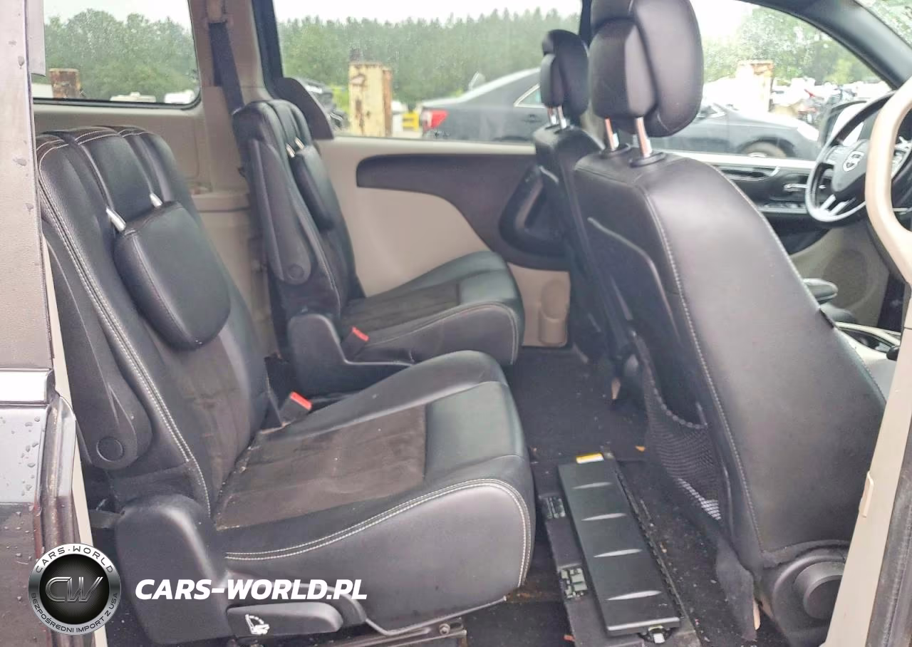 2020 Dodge Grand Caravan Sxt VIN:2C4RDGCG8LR193893 - 10