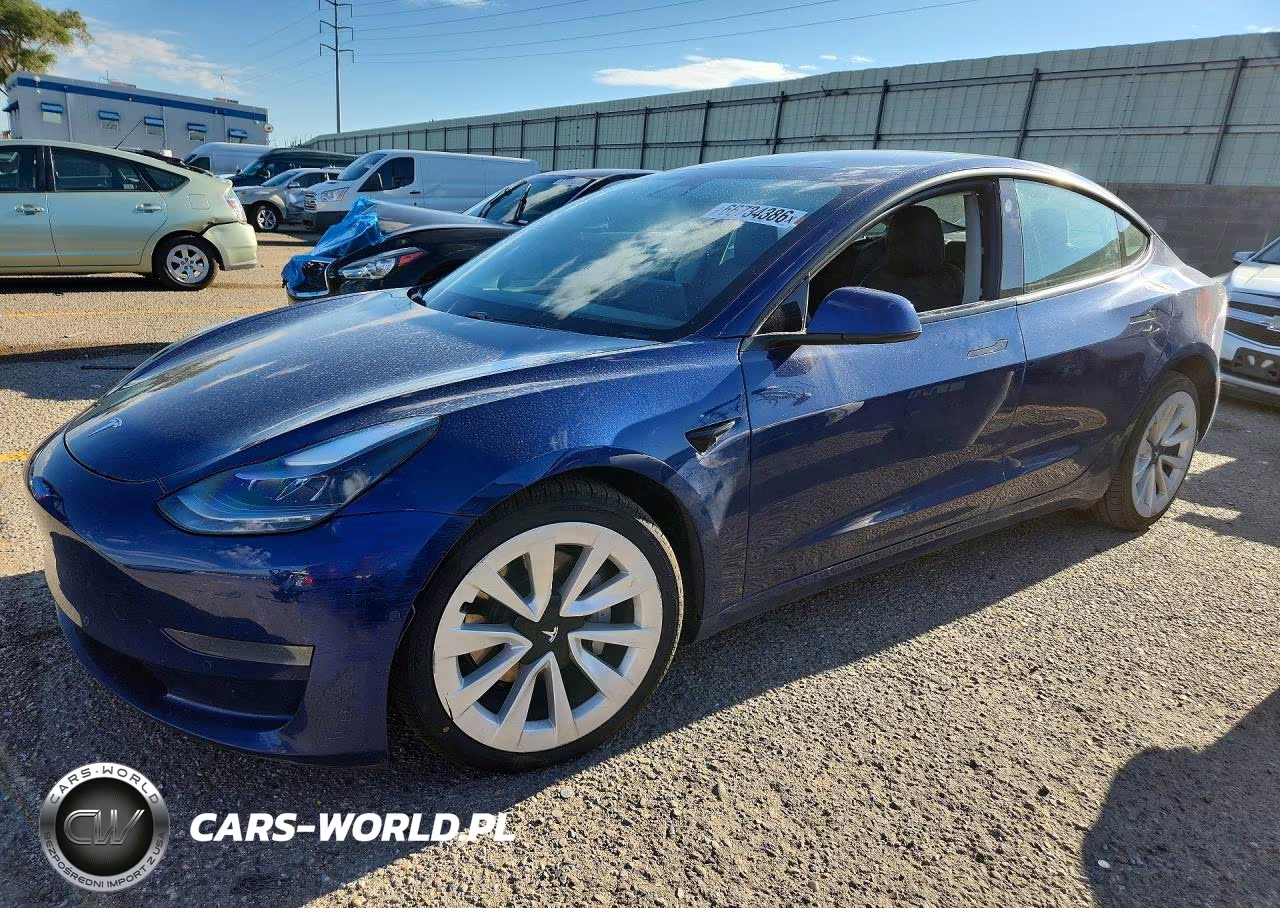 2021 Tesla Model 3 – zdjęcie 1 z 12