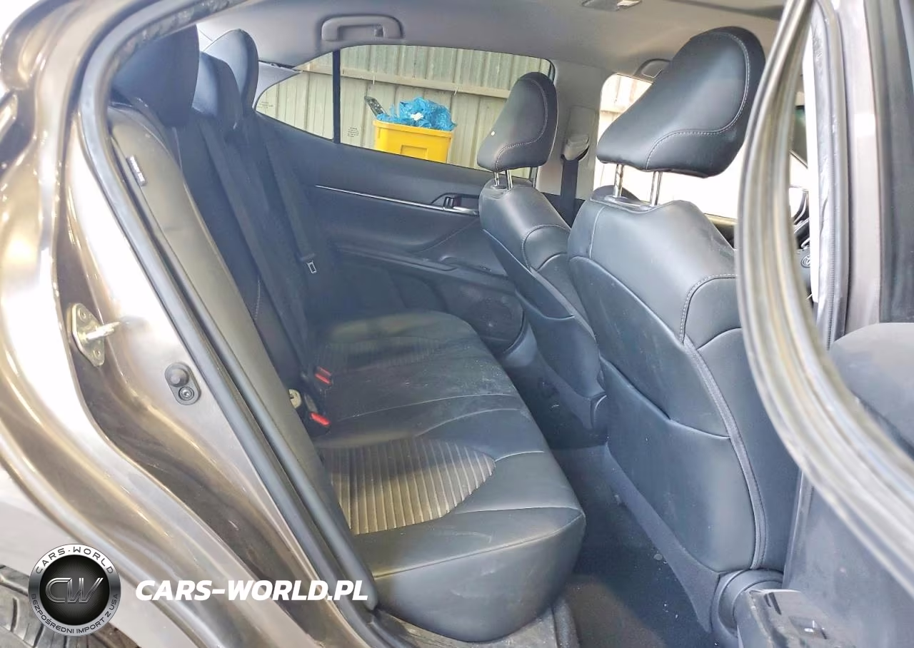 2020 Toyota Camry Se VIN:4T1G11AK9LU952263 - 10
