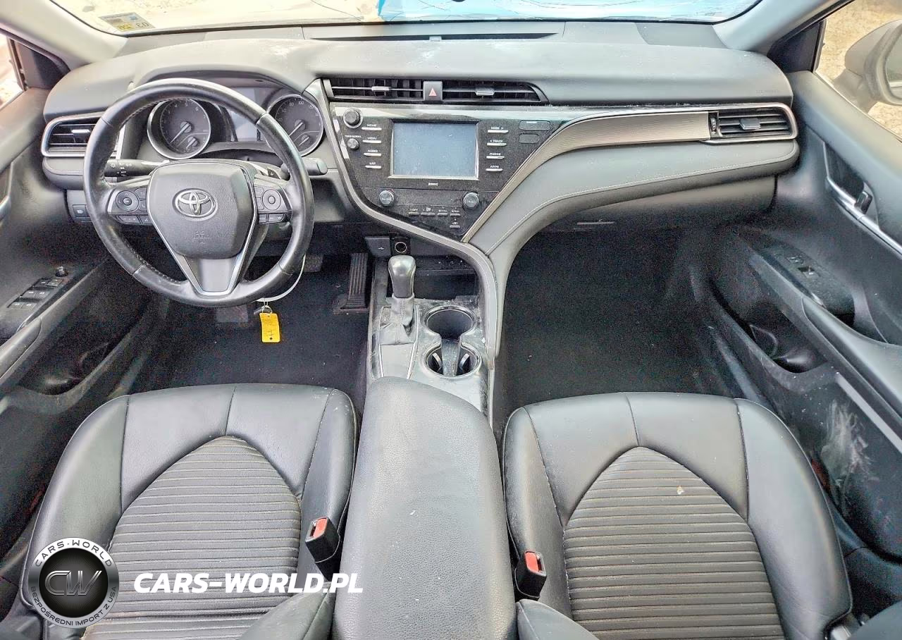 2020 Toyota Camry Se VIN:4T1G11AK9LU952263 - 8