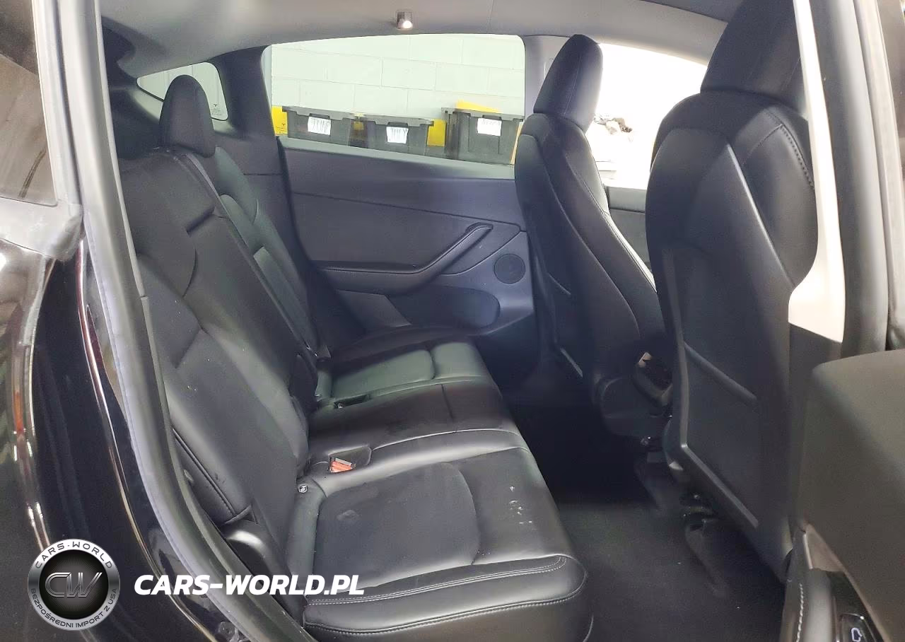 2021 Tesla Model Y VIN:5YJYGDEEXMF102696 - 11