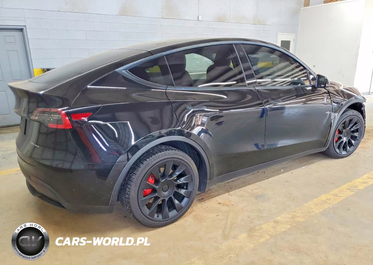 2021 Tesla Model Y VIN:5YJYGDEEXMF102696 - 3