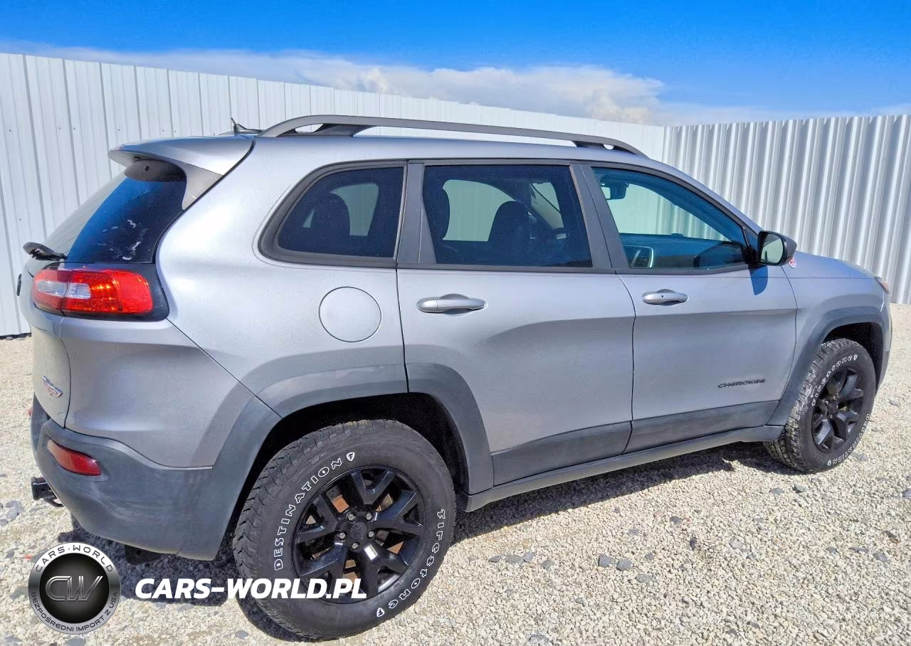 2014 Jeep Cherokee Trailhawk VIN:1C4PJMBS9EW239701 - 3