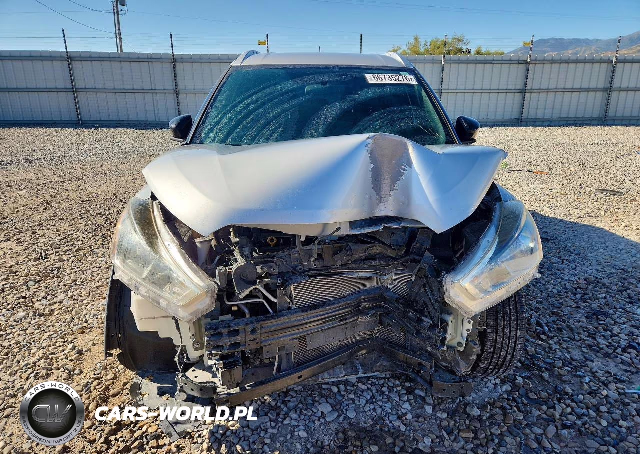 2019 Nissan Kicks S VIN:3N1CP5CU4KL566143 - 5