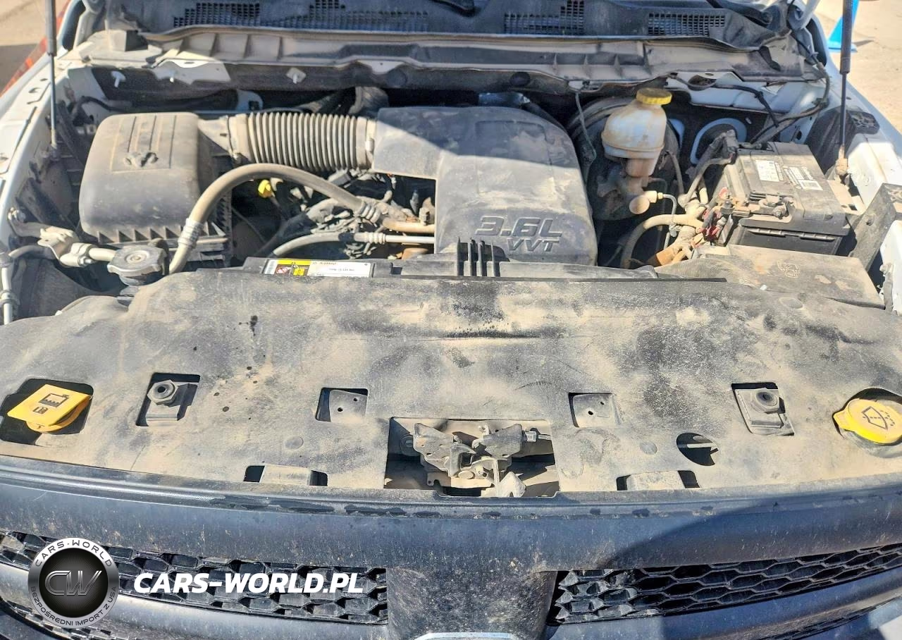 2022 Ram 1500 Classic Tradesman VIN:1C6RR7FG3NS175159 - 11