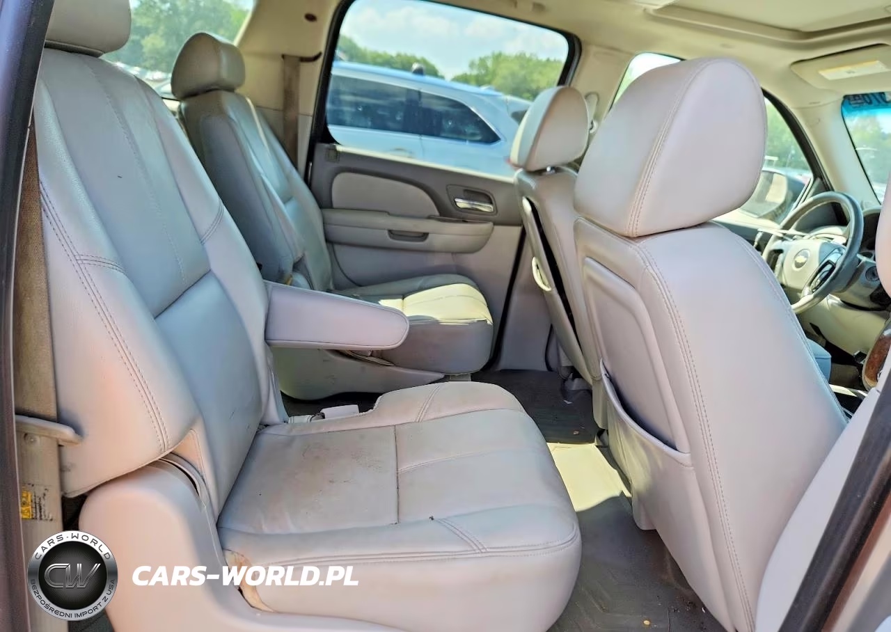 2007 Chevrolet Suburban C1500 VIN:1GNFC16J17J178180 - 10