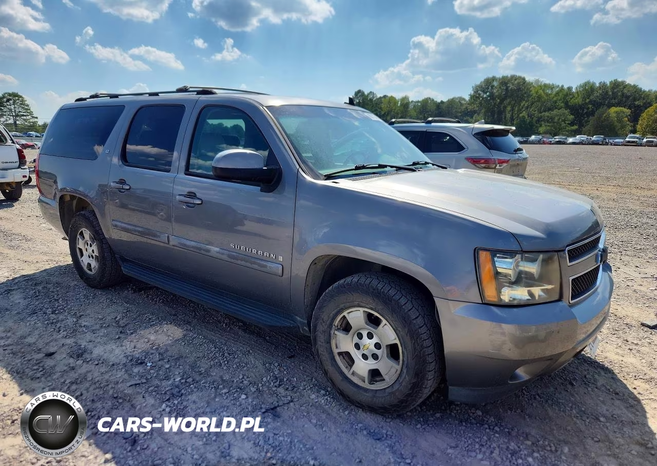 2007 Chevrolet Suburban C1500 VIN:1GNFC16J17J178180 - 4