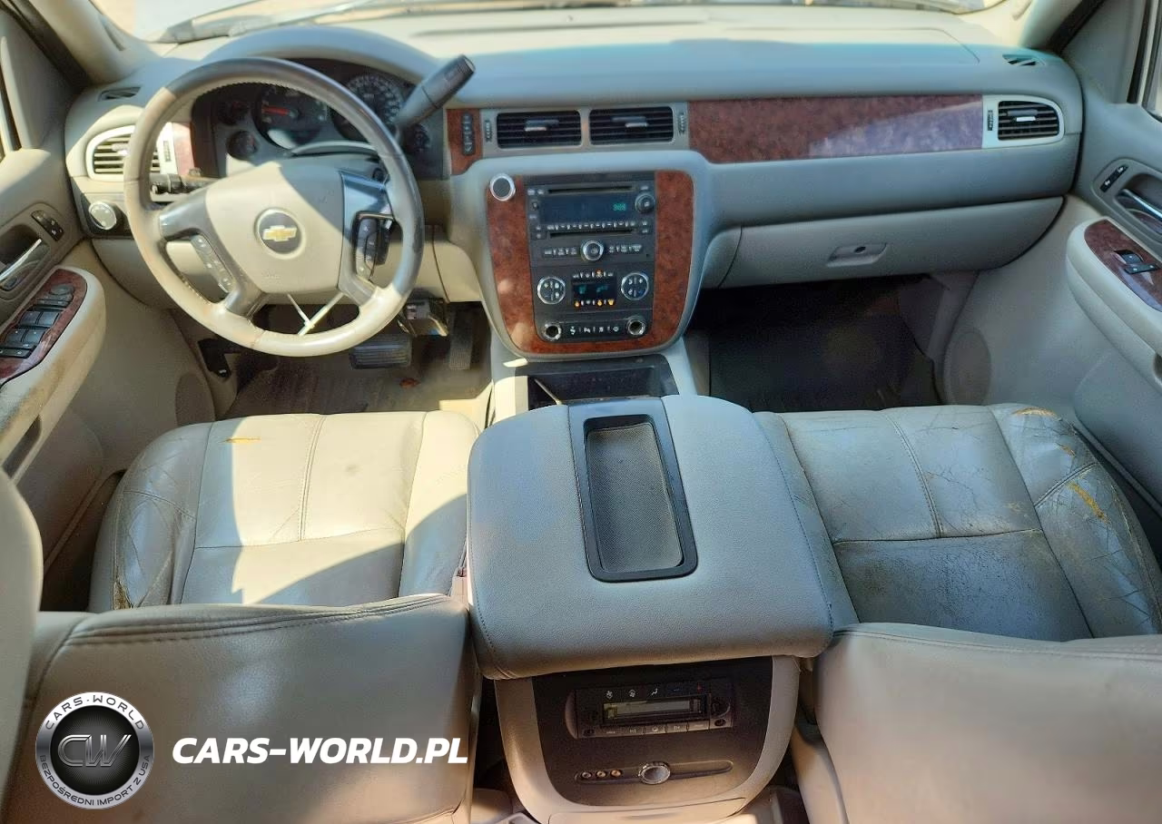 2007 Chevrolet Suburban C1500 VIN:1GNFC16J17J178180 - 8