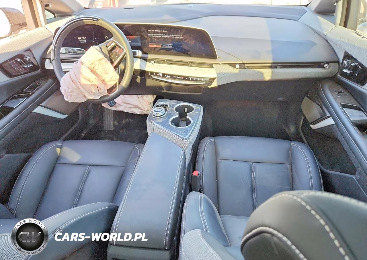 2026 Cadillac Optiq Luxury VIN:3GYK3BM57TS140006 - 8