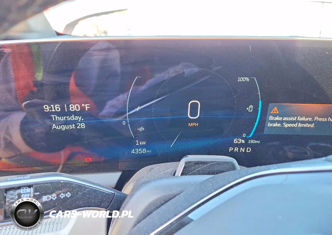 2026 Cadillac Optiq Luxury VIN:3GYK3BM57TS140006 - 9