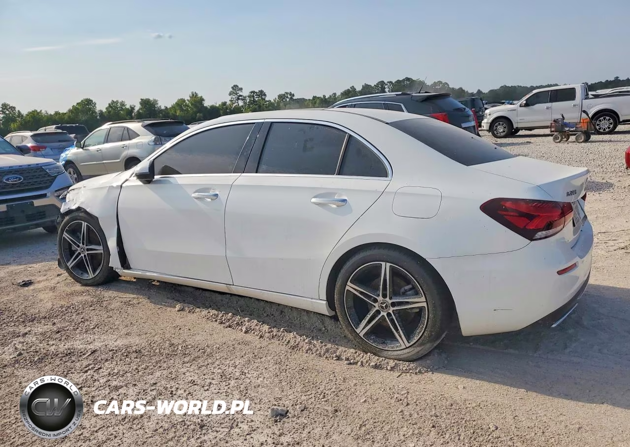2019 Mercedes-Benz A 220 VIN:WDD3G4EBXKW000457 - 2