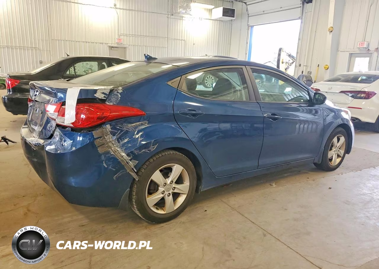 2013 Hyundai Elantra Gls VIN:KMHDH4AE5DU951803 - 3