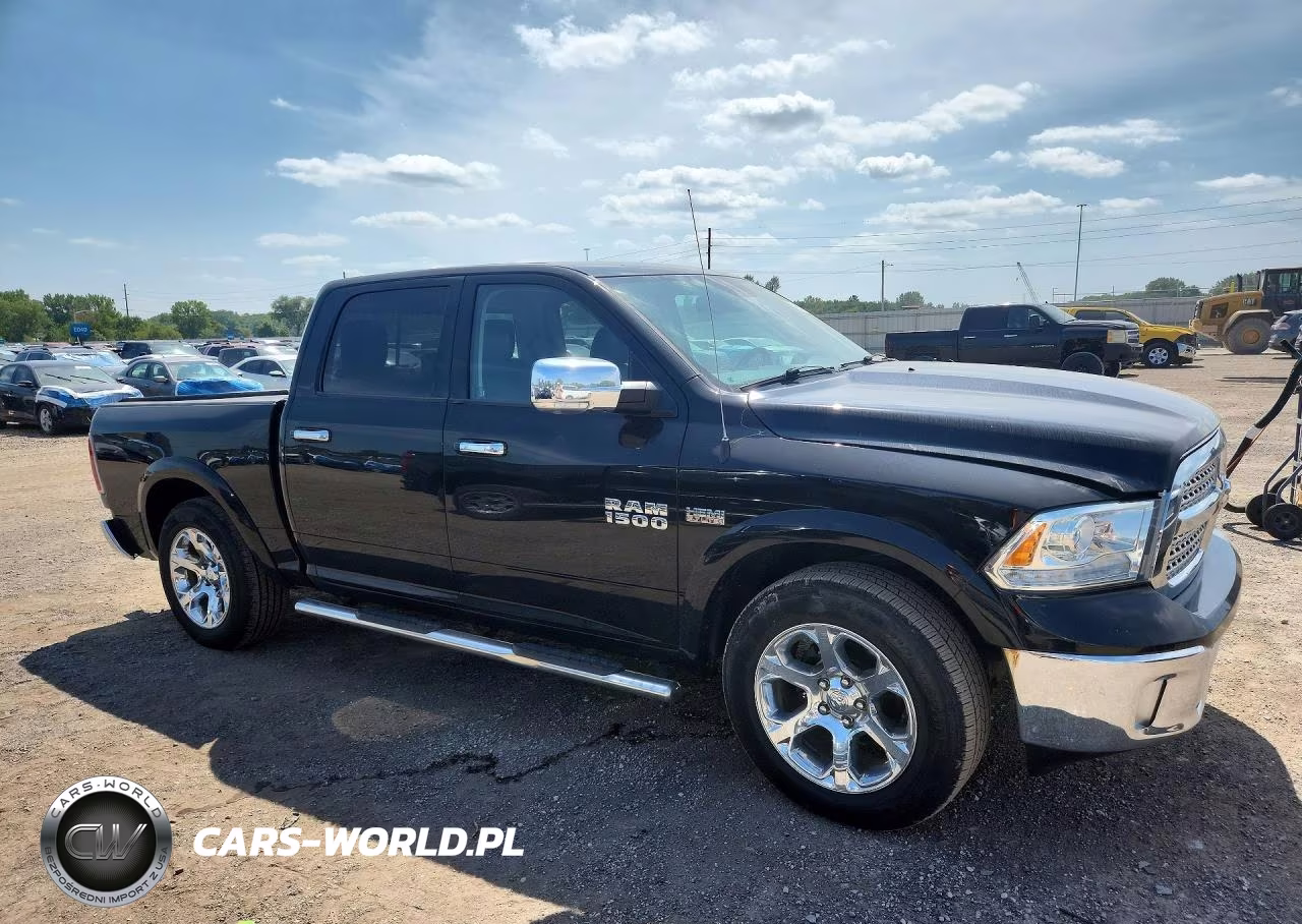 2014 Ram 1500 Laramie VIN:1C6RR7NT0ES446614 - 4