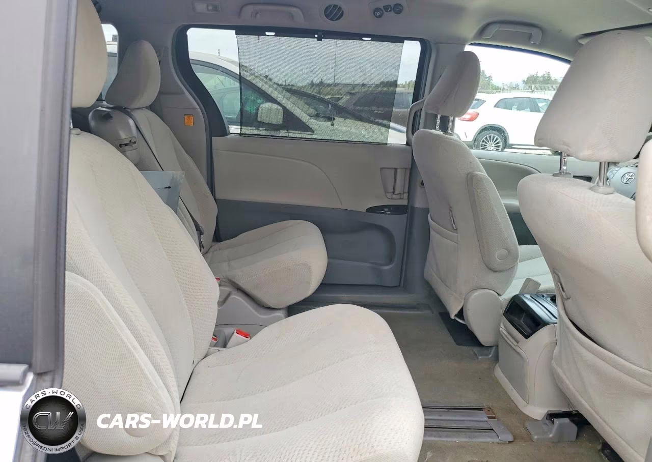 2012 Toyota Sienna Le VIN:5TDKK3DC4CS206920 - 11