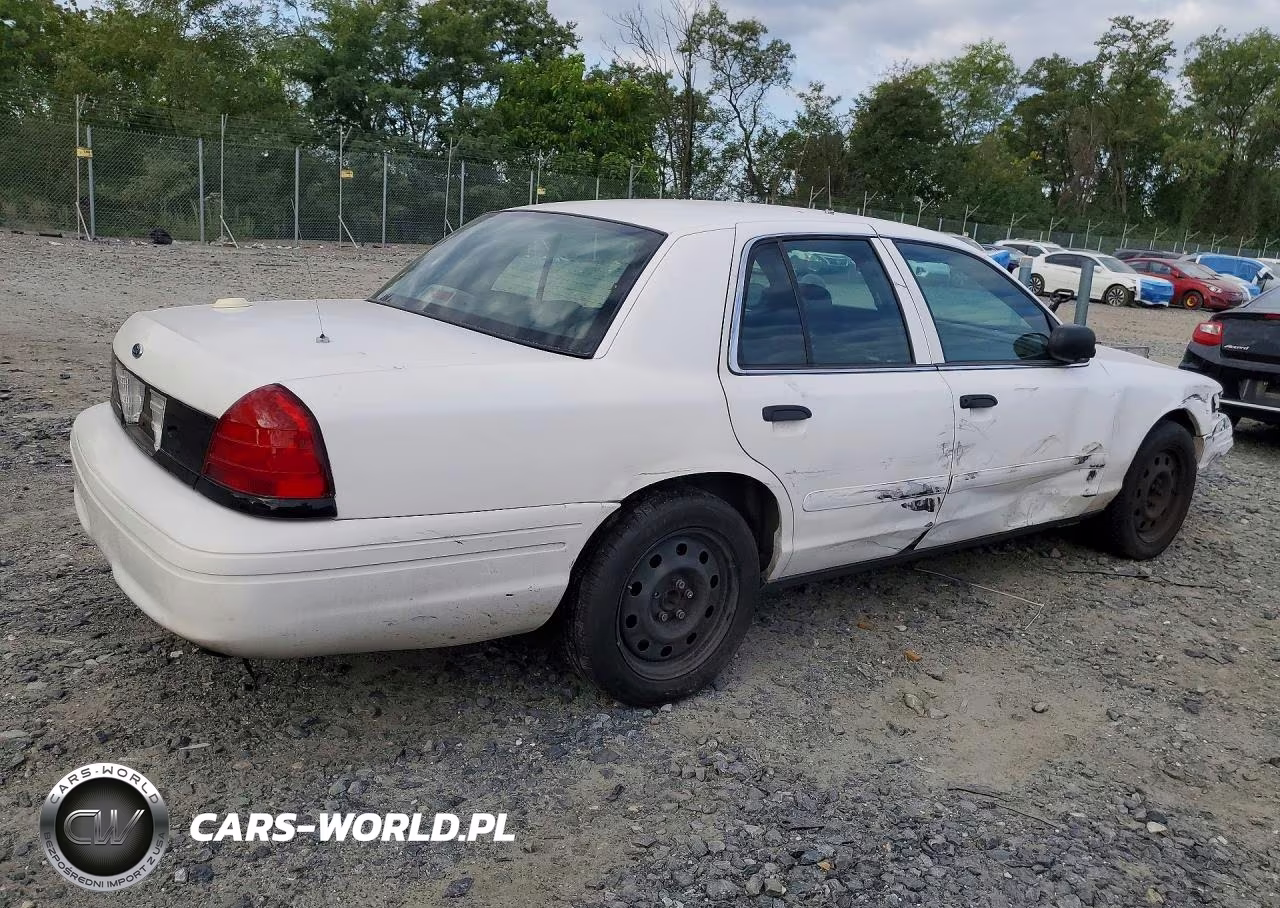 2006 Ford Crown Victoria Police Interceptor VIN:2FAFP71W06X100813 - 3
