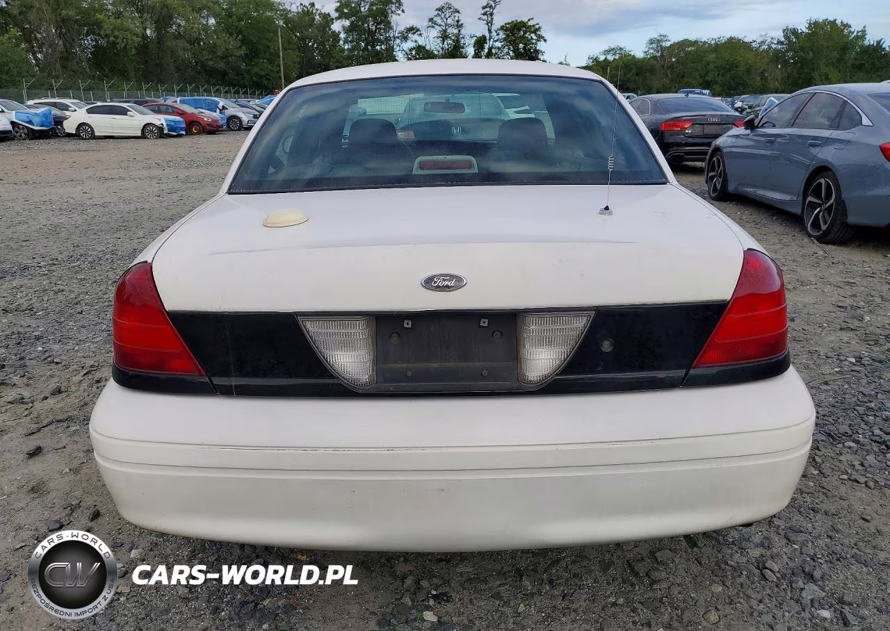 2006 Ford Crown Victoria Police Interceptor VIN:2FAFP71W06X100813 - 6