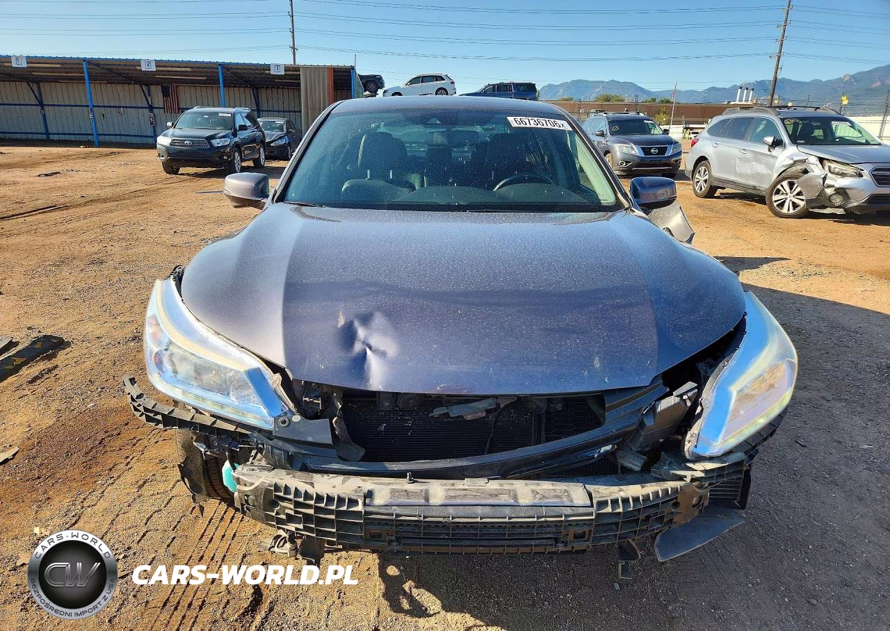 2015 Honda Accord Touring Hybrid VIN:1HGCR6F70FA008906 - 5