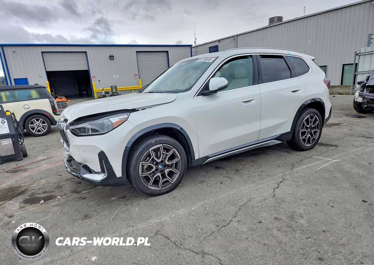 2025 BMW X1 xDrive28I VIN:WBX73EF00S5171365 - 1