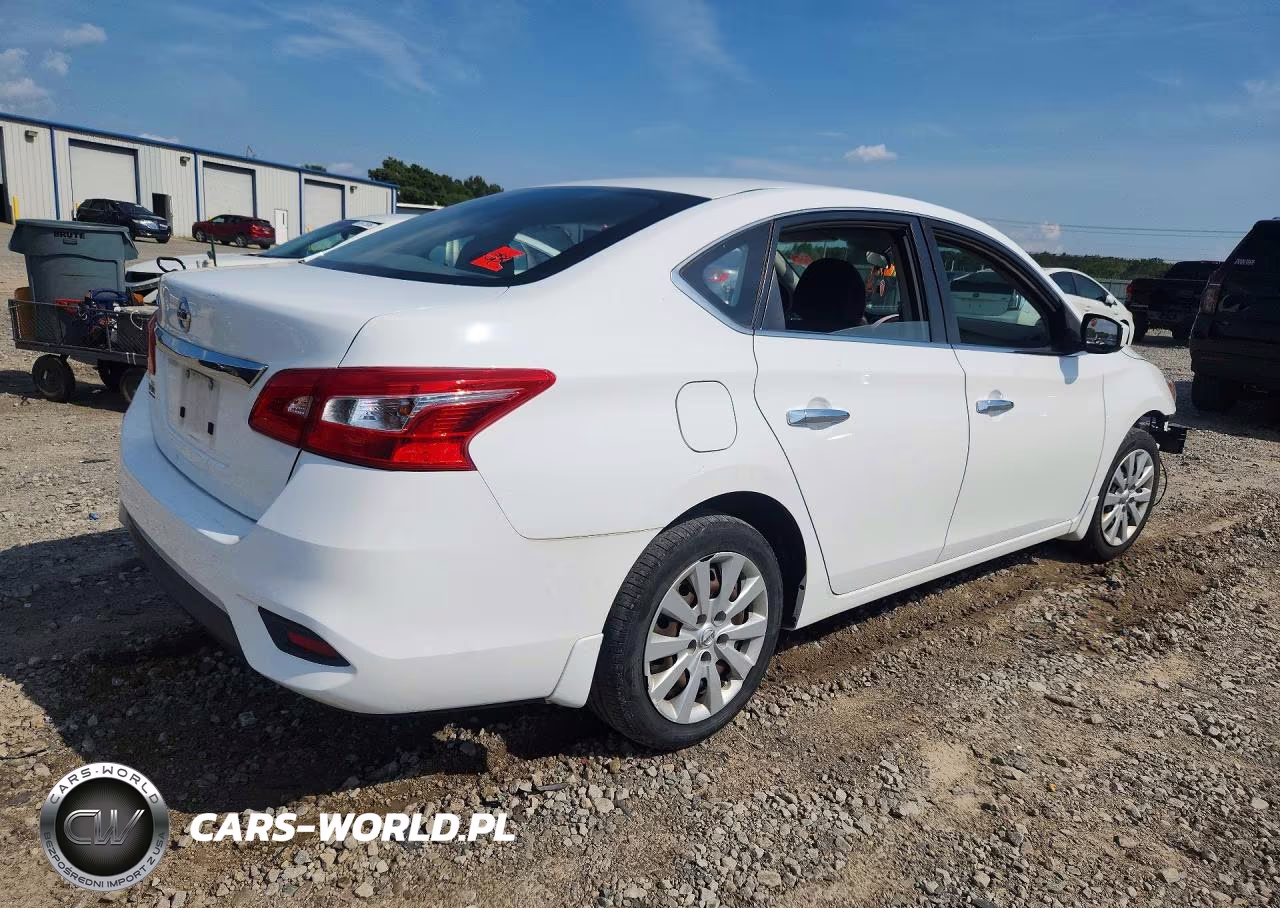 2018 Nissan Sentra S VIN:3N1AB7AP4JY236020 - 3