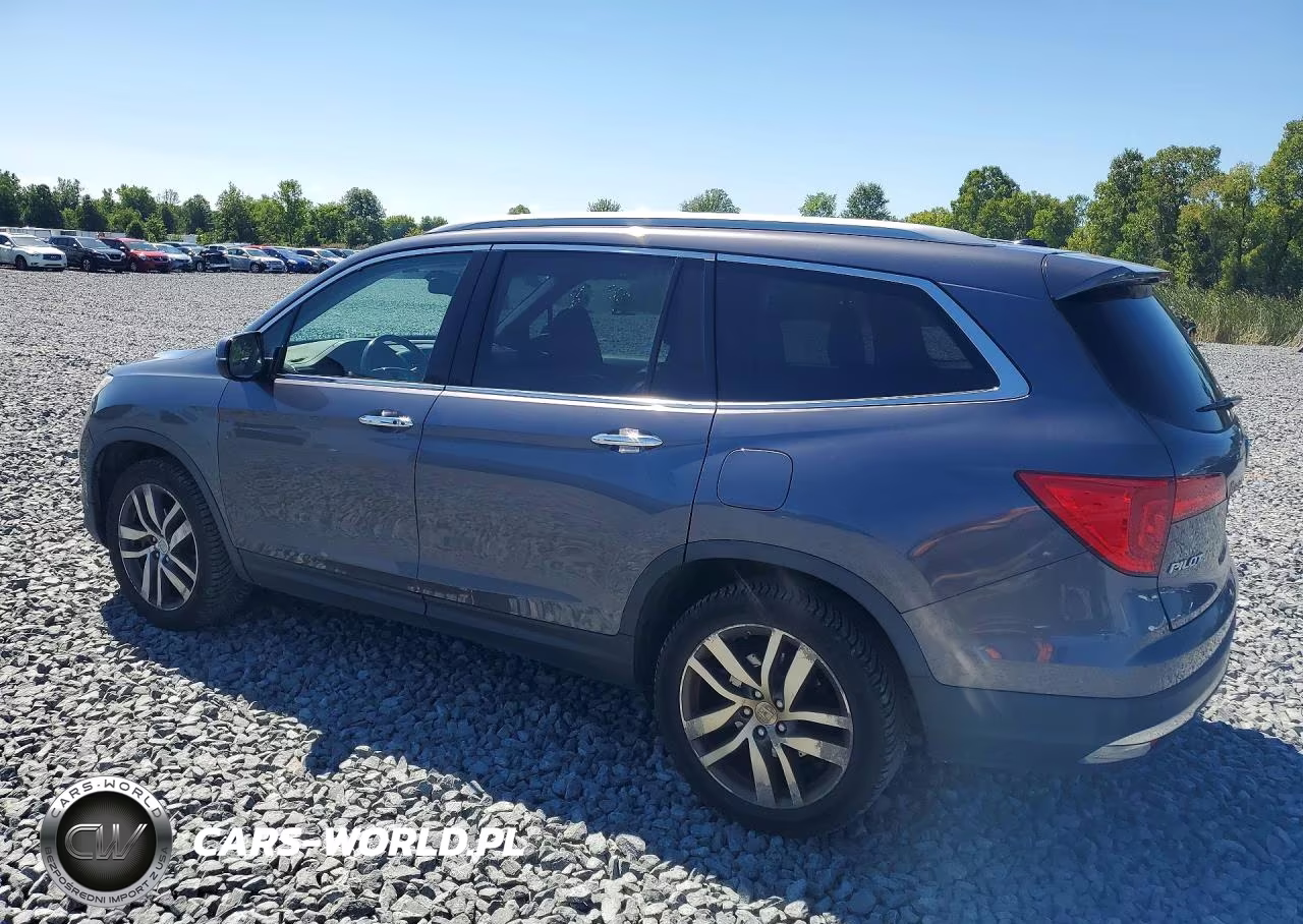 2017 Honda Pilot Touring VIN:5FNYF6H95HB018630 - 2