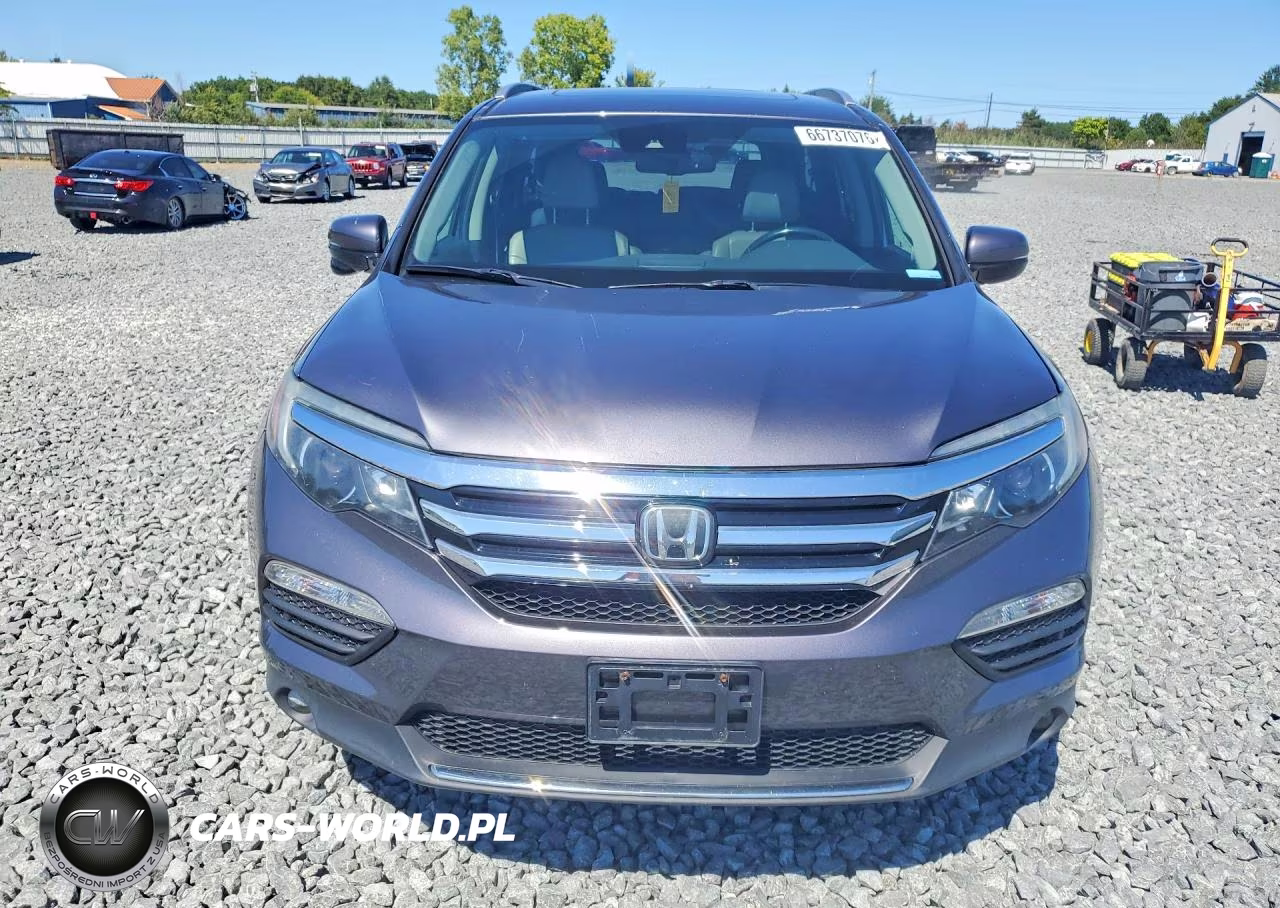 2017 Honda Pilot Touring VIN:5FNYF6H95HB018630 - 5