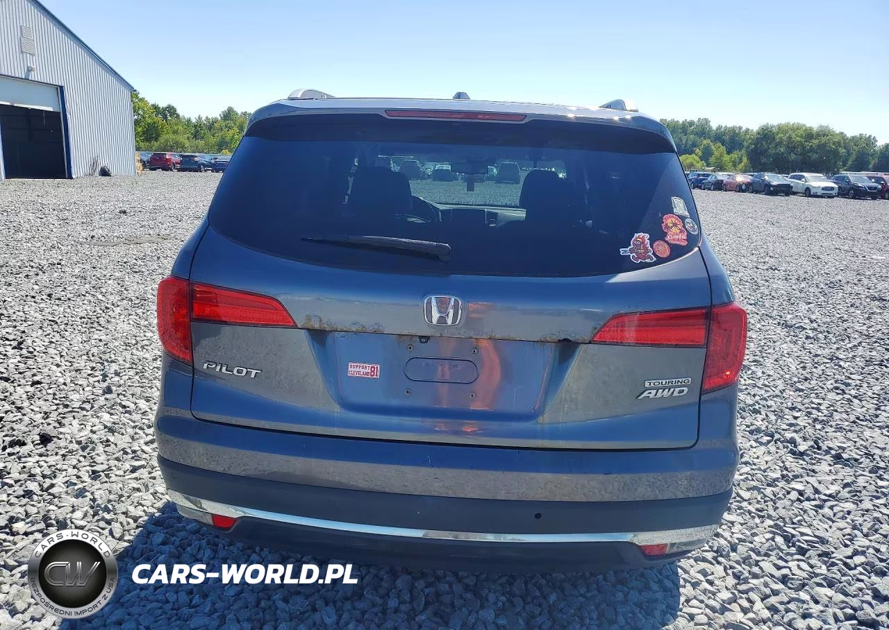 2017 Honda Pilot Touring VIN:5FNYF6H95HB018630 - 6