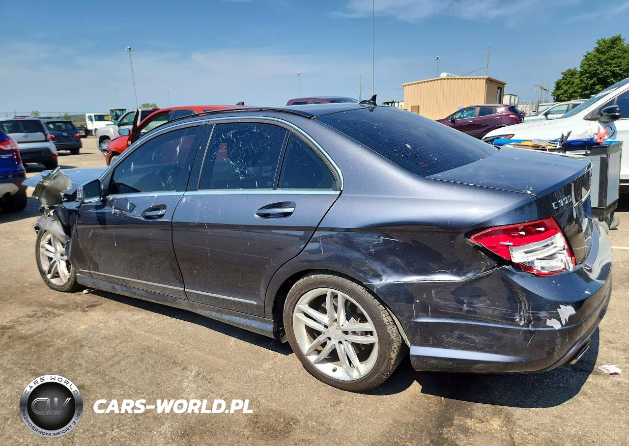 2013 Mercedes-Benz C 300 4Matic VIN:WDDGF8AB2DR247037 - 2