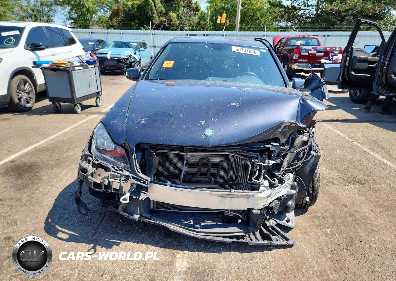 2013 Mercedes-Benz C 300 4Matic VIN:WDDGF8AB2DR247037 - 5