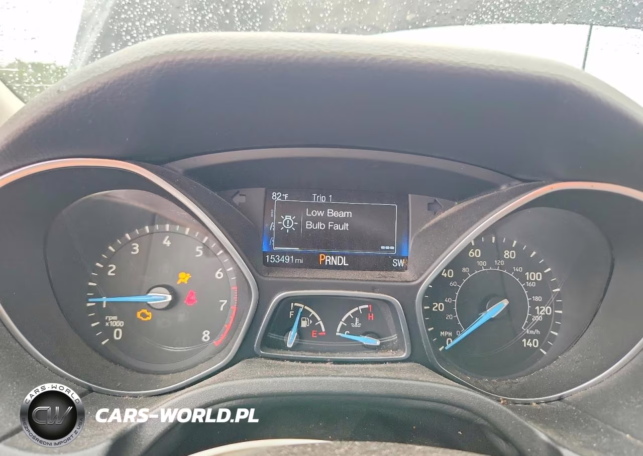 2018 Ford Focus Se VIN:1FADP3F28JL252981 - 9