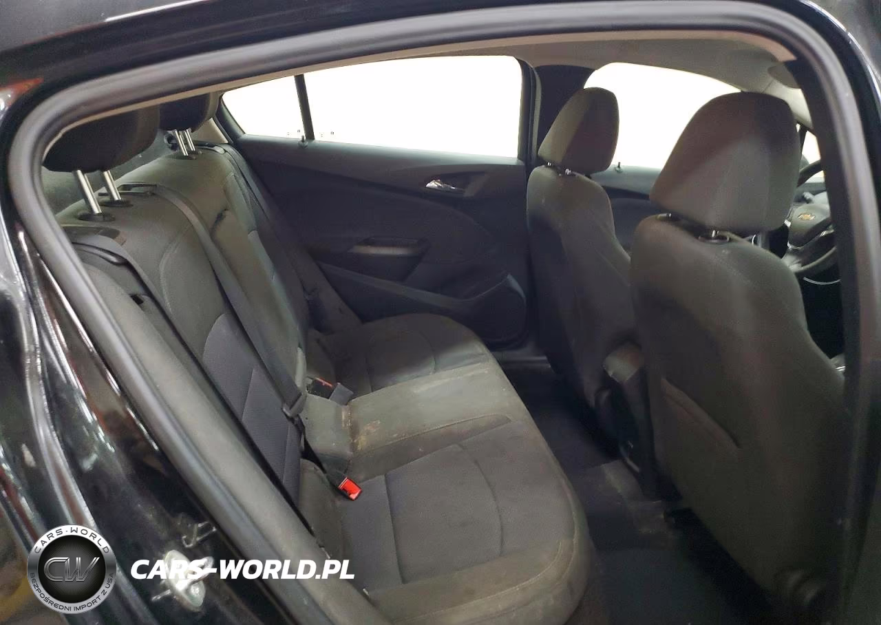 2018 Chevrolet Cruze Lt VIN:1G1BE5SM5J7182335 - 10