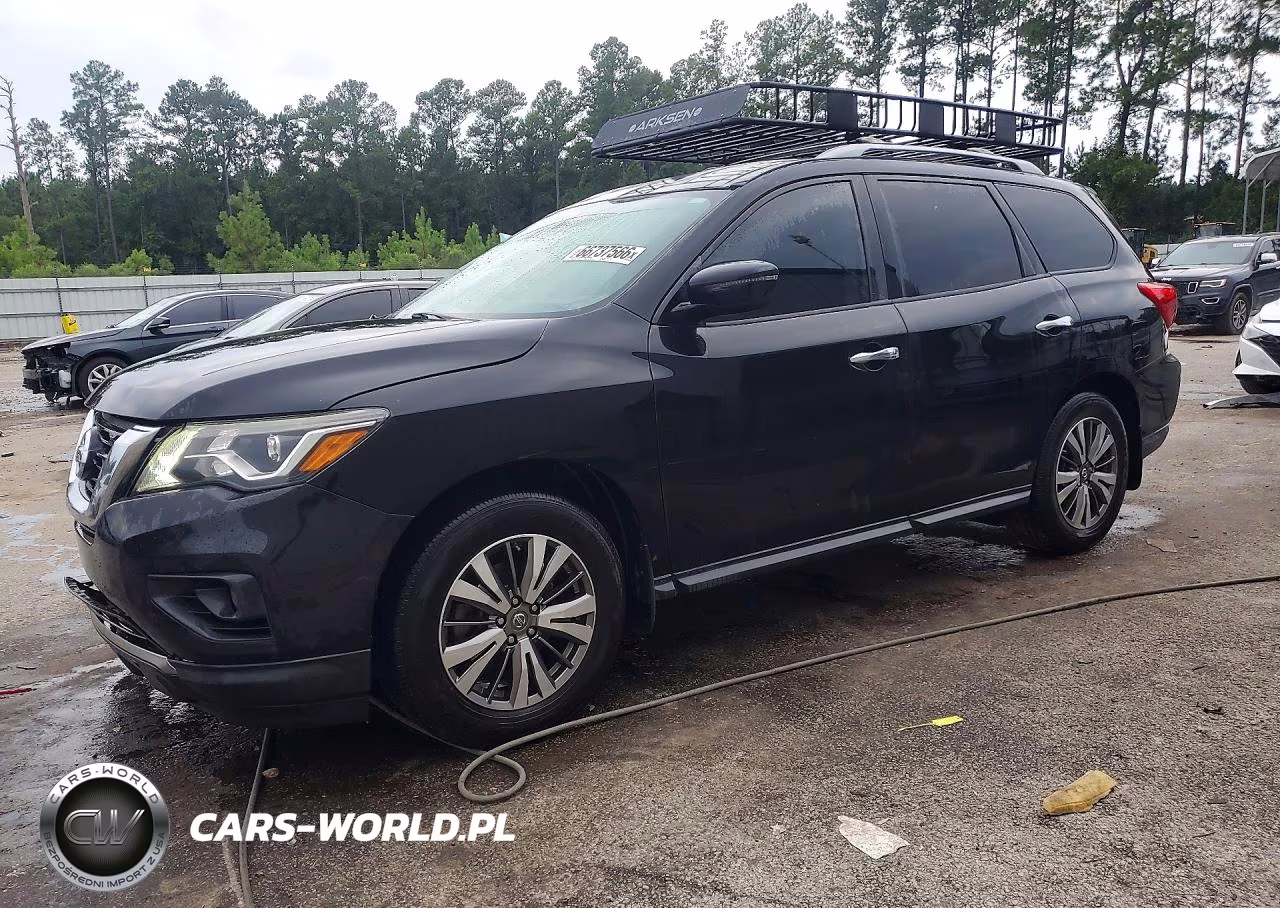 2019 Nissan Pathfinder Sv
