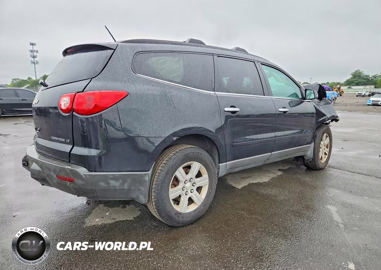 2011 Chevrolet Traverse Lt VIN:1GNKRGED8BJ409404 - 3