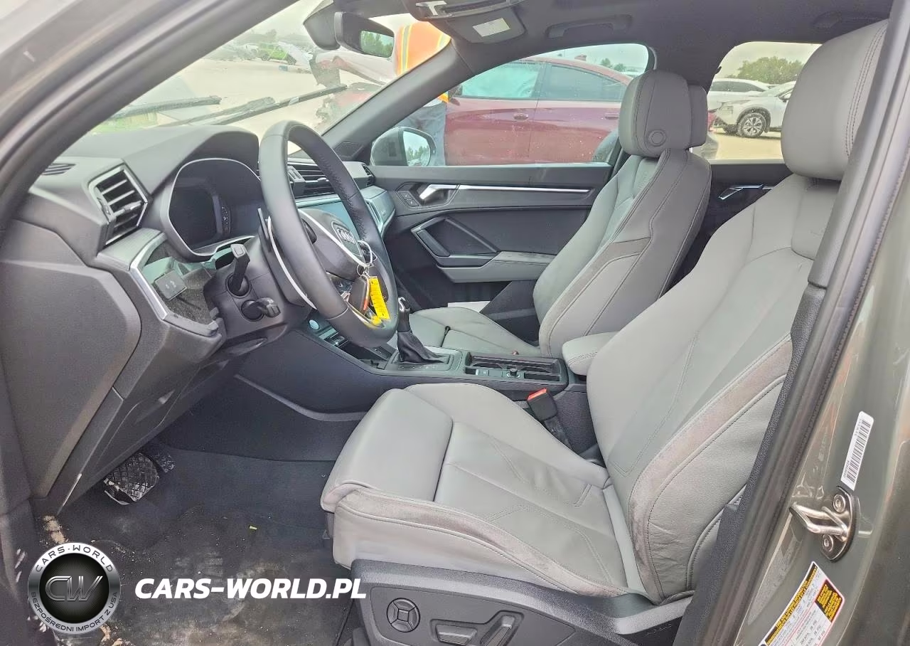 2020 Audi Q3 Premium Plus S-Line VIN:WA1EECF39L1010951 - 7