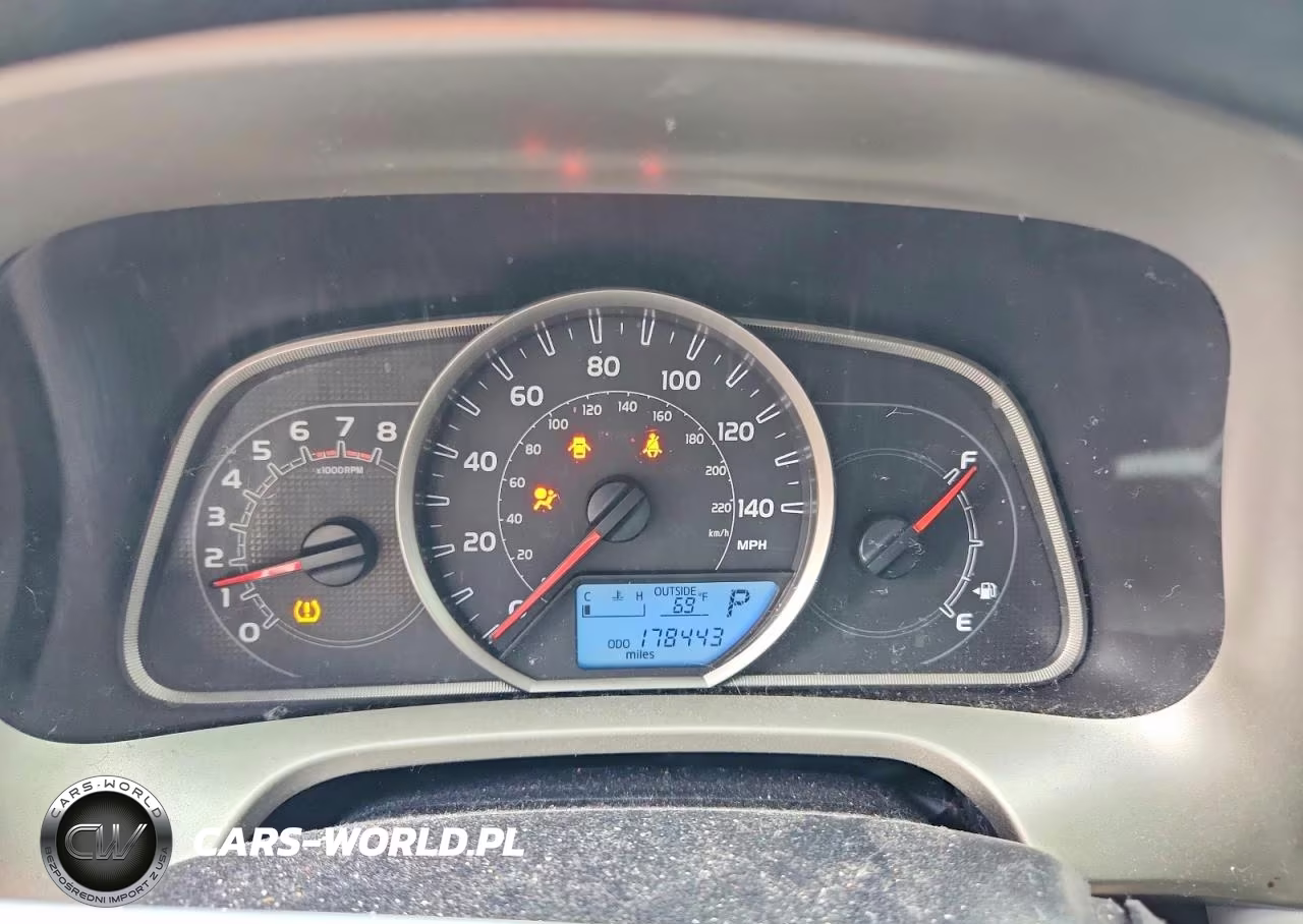 2013 Toyota Rav4 Le VIN:2T3BFREV1DW045773 - 9