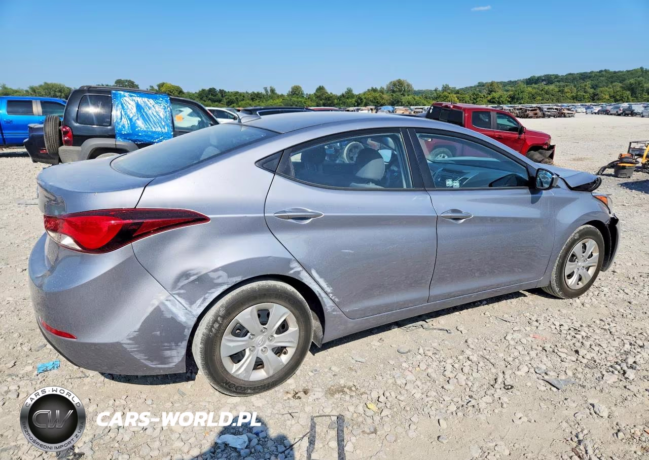 2016 Hyundai Elantra Se VIN:5NPDH4AE4GH670238 - 3