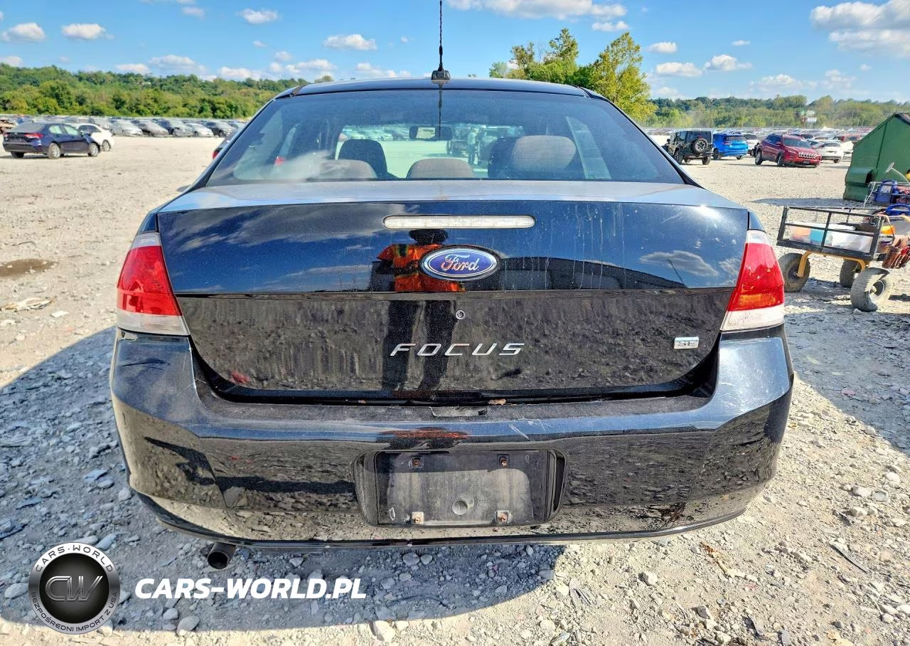 2010 Ford Focus Se VIN:1FAHP3FN3AW269309 - 6