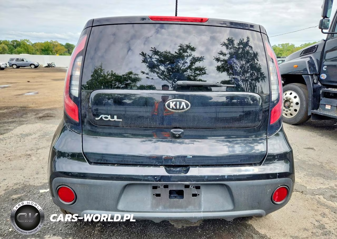 2017 Kia Soul Base VIN:KNDJN2A23H7468955 - 6