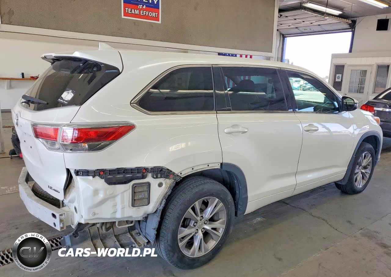 2014 Toyota Highlander Le Plus VIN:5TDBKRFH6ES030807 - 3