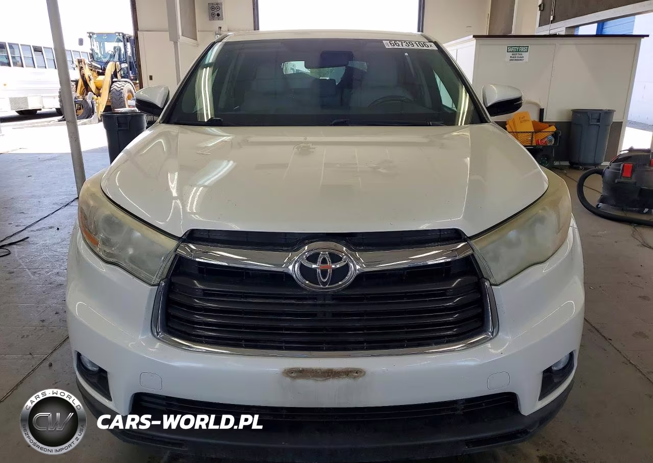 2014 Toyota Highlander Le Plus VIN:5TDBKRFH6ES030807 - 5